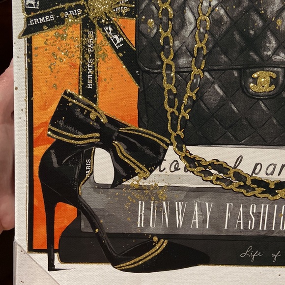 NWT CHANEL & HERMES GLITTER WALL DECORE BLACK AND GOLD - Picture 3 of 6